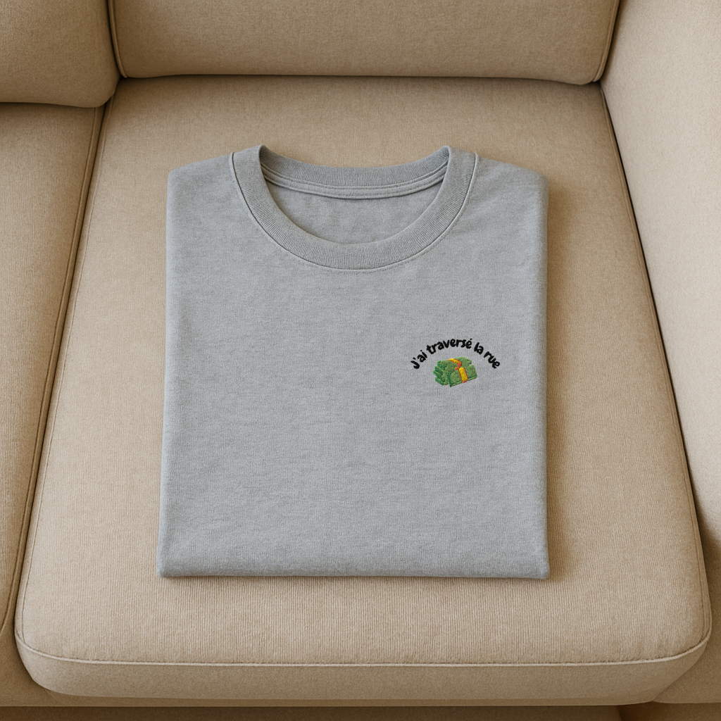 T-shirt - I crossed the street
